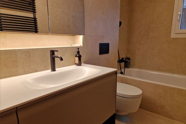 badezimmerrenovation-1178CD8CEAC-353F-B959-8DC5-FF44FD458DE0.jpg